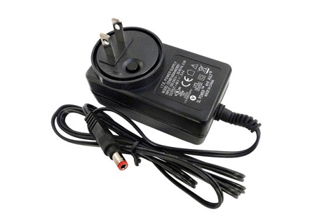 SR Smith Battery Charger for Multilift, PAL, Splash, & aXs Pool Lifts | 1001530